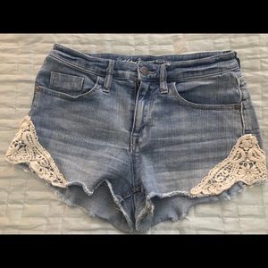 High wasted jean shorts